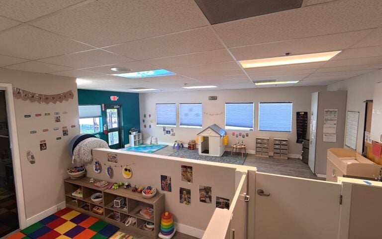 Infant and toddler care room at Kids Inc. daycare in Folsom