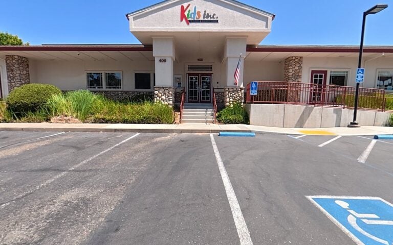 Welcoming entrance and lobby at Kids Inc. Preschool Folsom